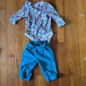 Baby Gap long sleeve onesie and fleece pants. 6-12 month. No stains.
